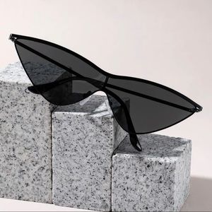 Black Cat Eye Sunglasses